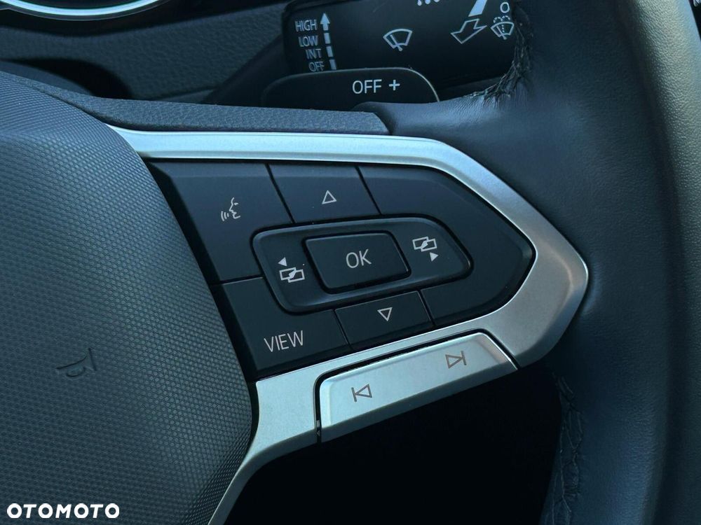 Volkswagen Passat 2.0 TDI Business DSG - 23