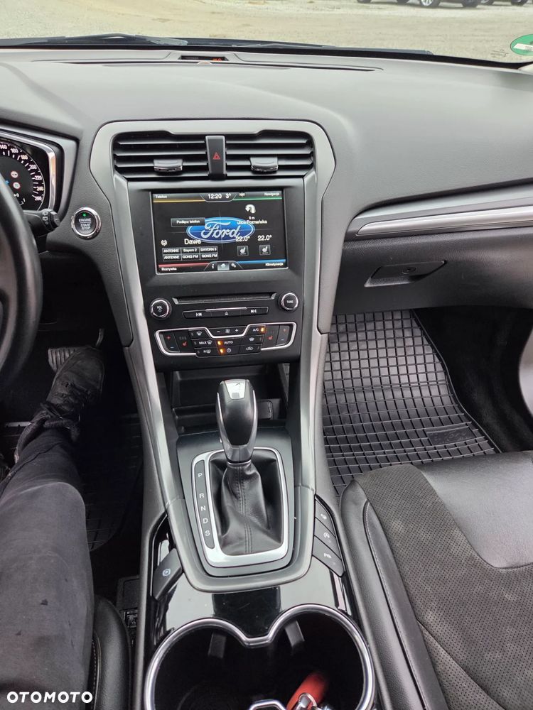 Ford Mondeo 2.0 TDCi STart-Stopp PowerShift-Aut Titanium - 19