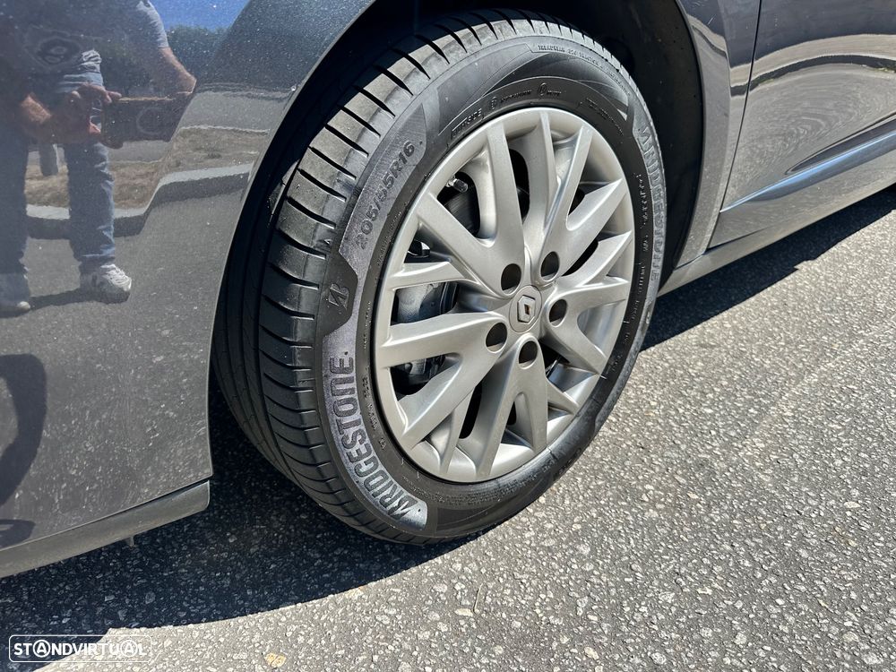 Renault Mégane Sport Tourer 1.5 dCi GT Line SS - 17