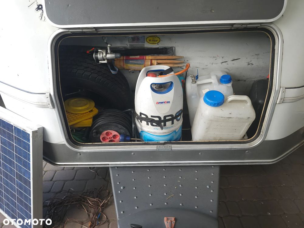 Hymer-Eriba Nova Swing 462A - 29