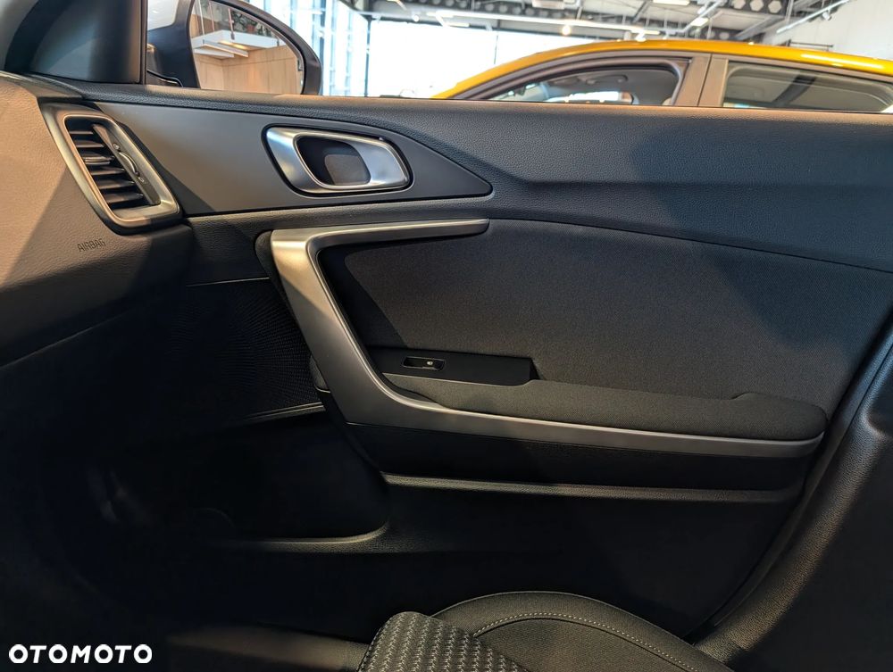 Kia XCeed 1.6 T-GDI M DCT - 15