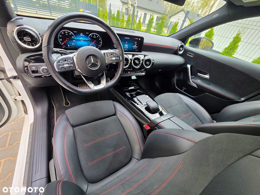 Mercedes-Benz Klasa A 200 AMG Line 7G-DCT - 7