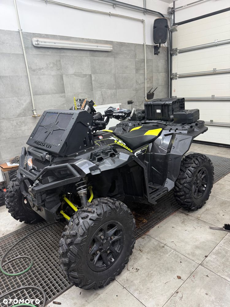 Polaris Sportsman - 18