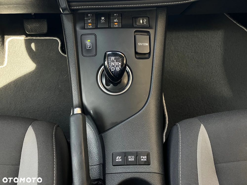 Toyota Auris Hybrid 135 Premium - 27