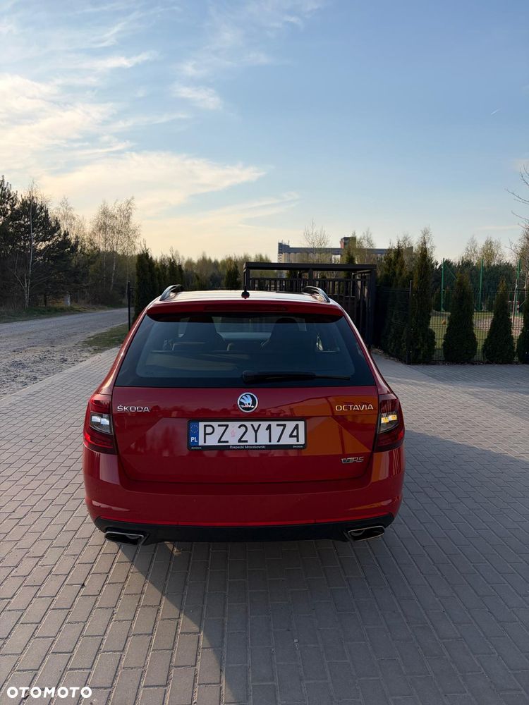 Skoda Octavia 2.0 TSI RS - 7