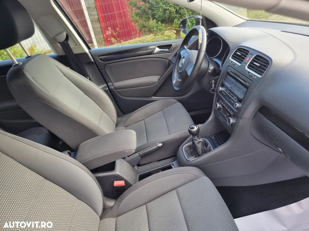 Volkswagen Golf 1.6 TDI BMT Highline - 14