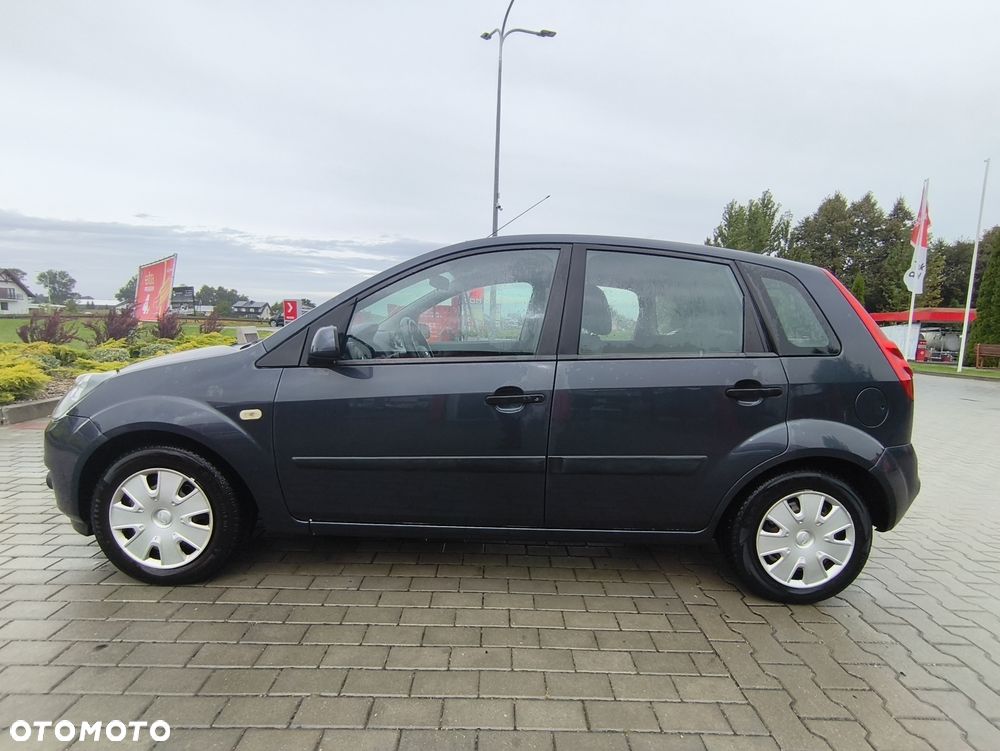 Ford Fiesta - 7