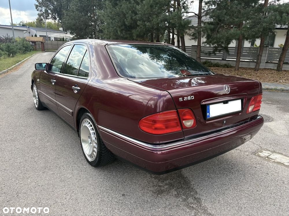 Mercedes-Benz Klasa E - 5