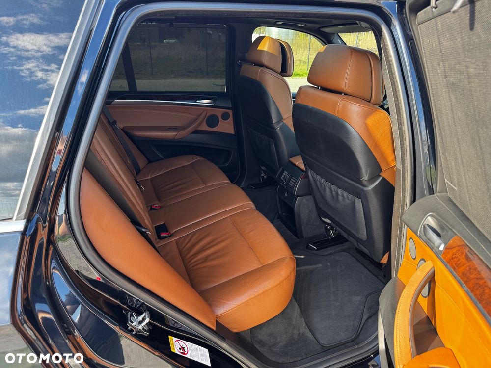 BMW X5 3.0sd xDrive - 28