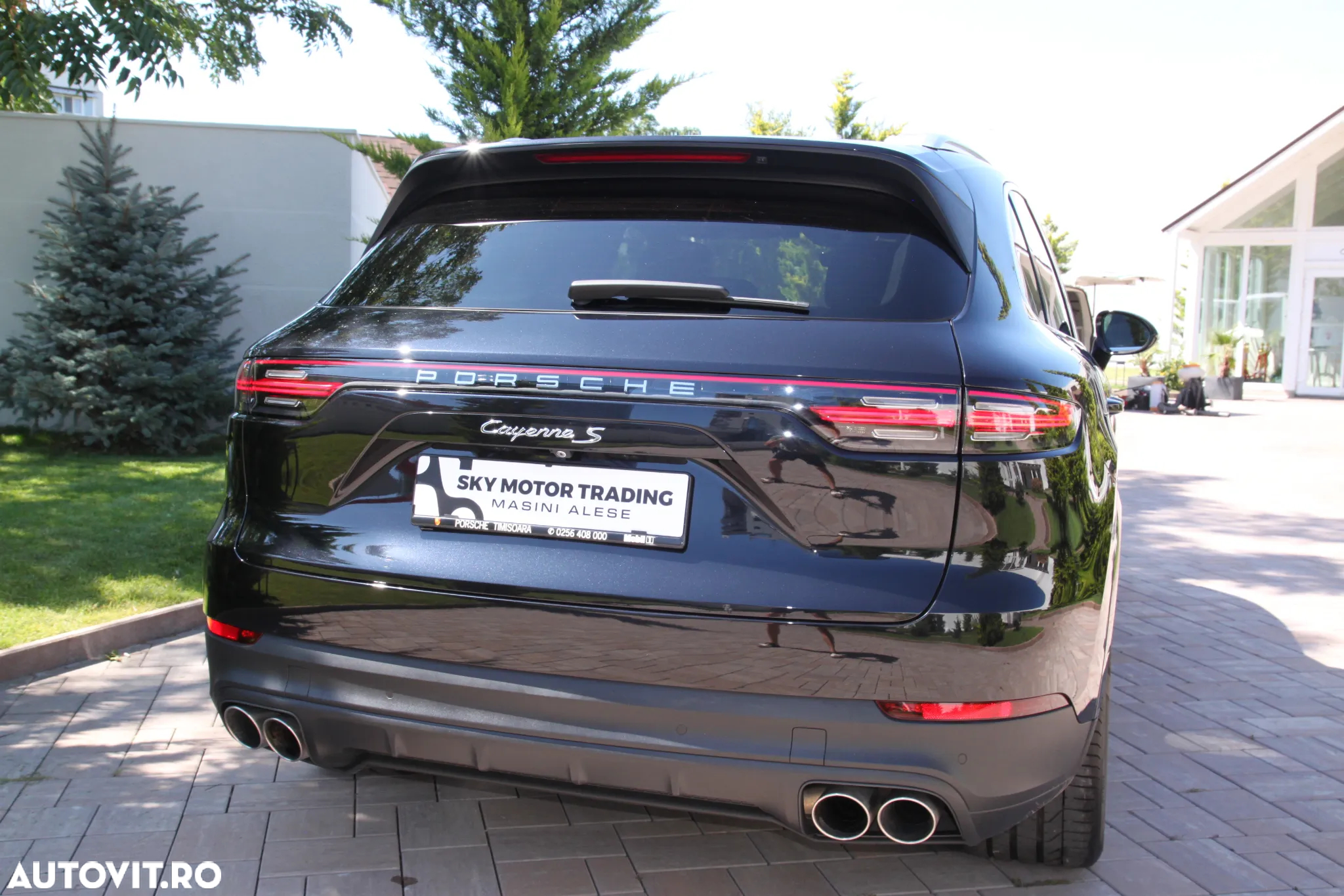 Porsche Cayenne S - 15