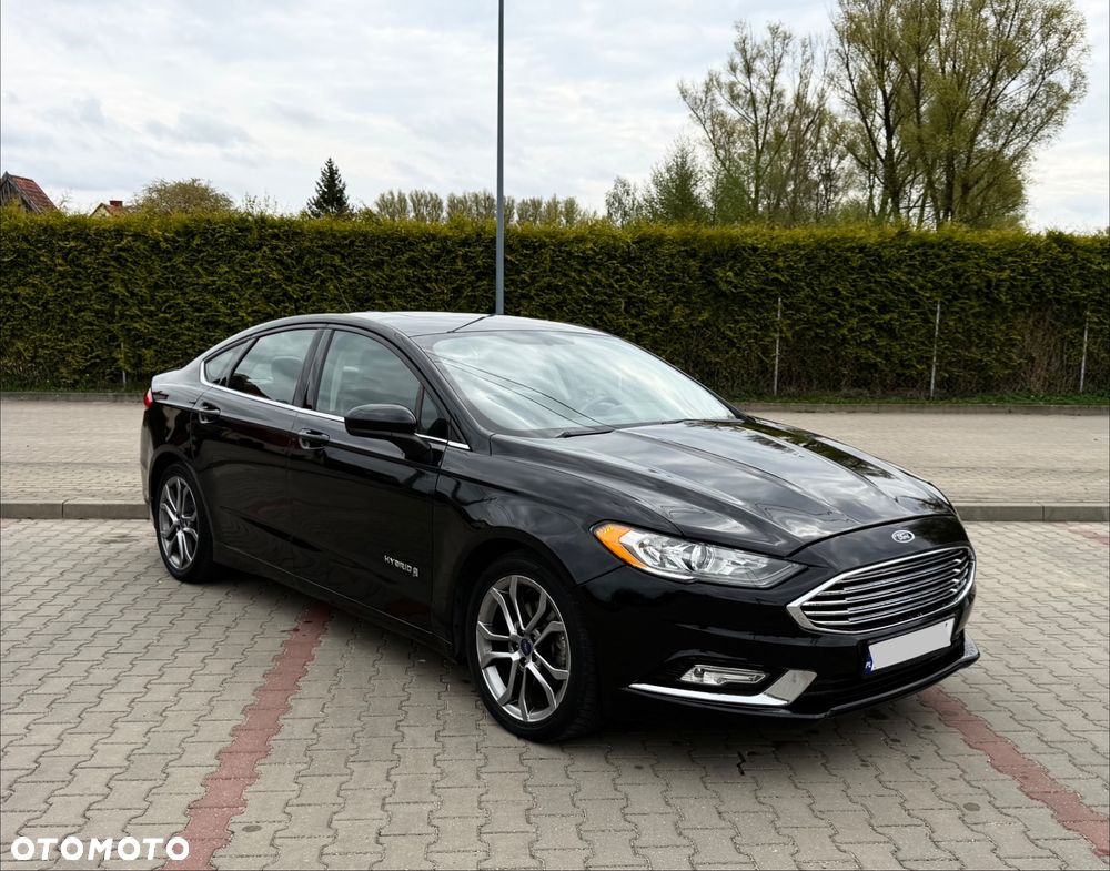 Ford Fusion - 1