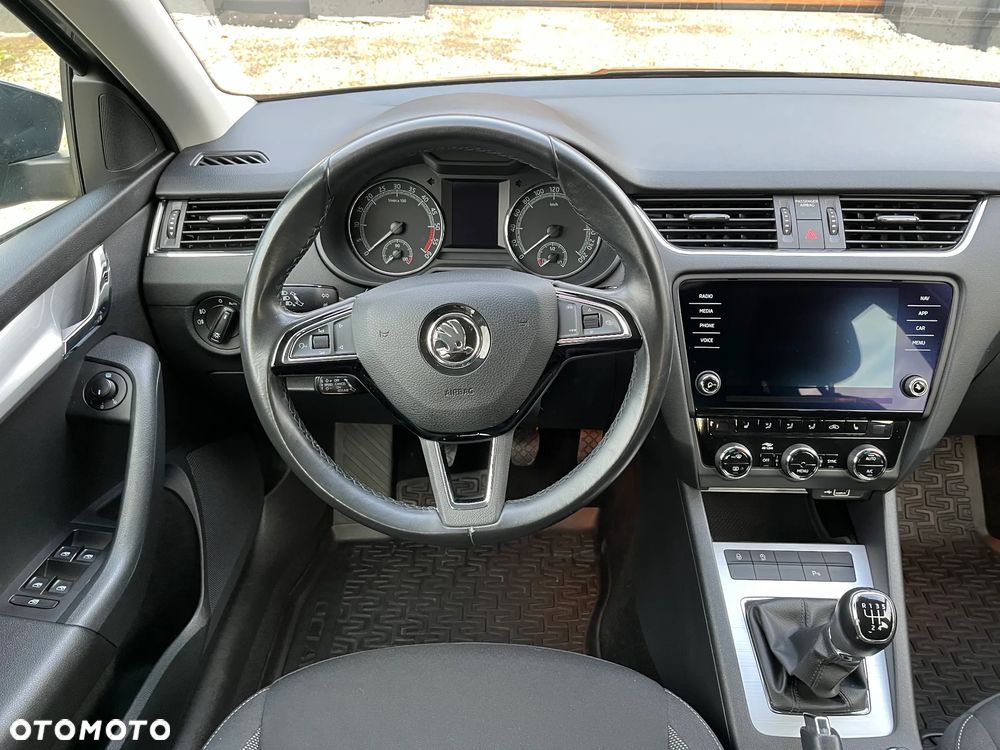 Skoda Octavia 1.6 TDI SCR Ambition - 8