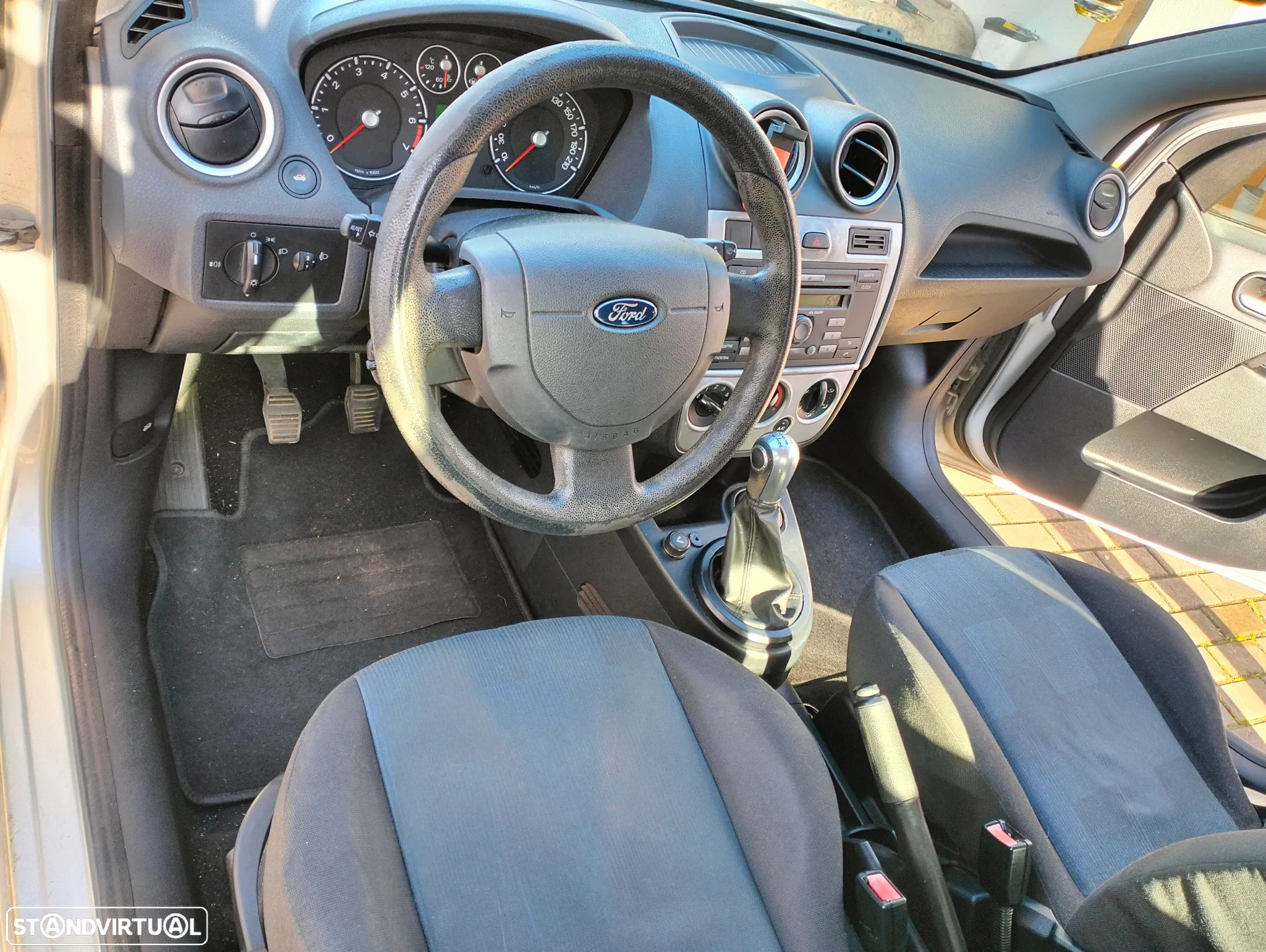 Ford Fiesta 1.25 Ambiente - 6