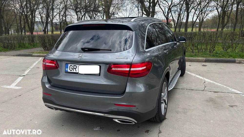 Mercedes-Benz GLC - 3