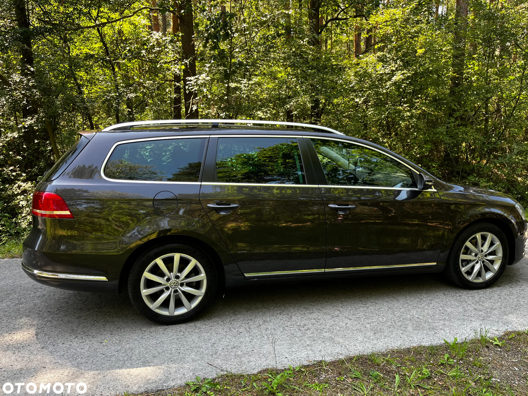 Volkswagen Passat Variant 1.6 TDI BlueMotion Technology Highline - 4