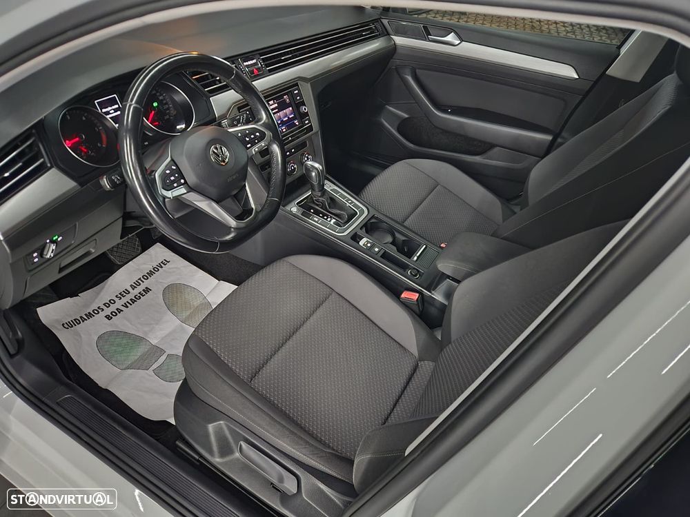 VW Passat Variant 1.6 TDI Confortline DSG - 4