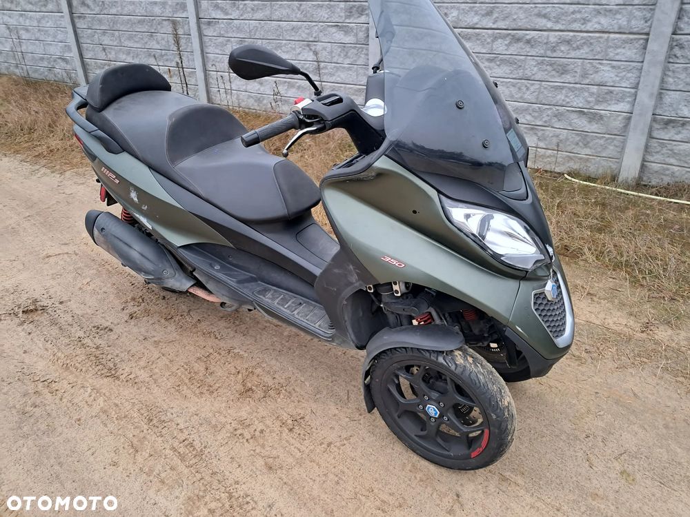 Piaggio MP-3 - 5