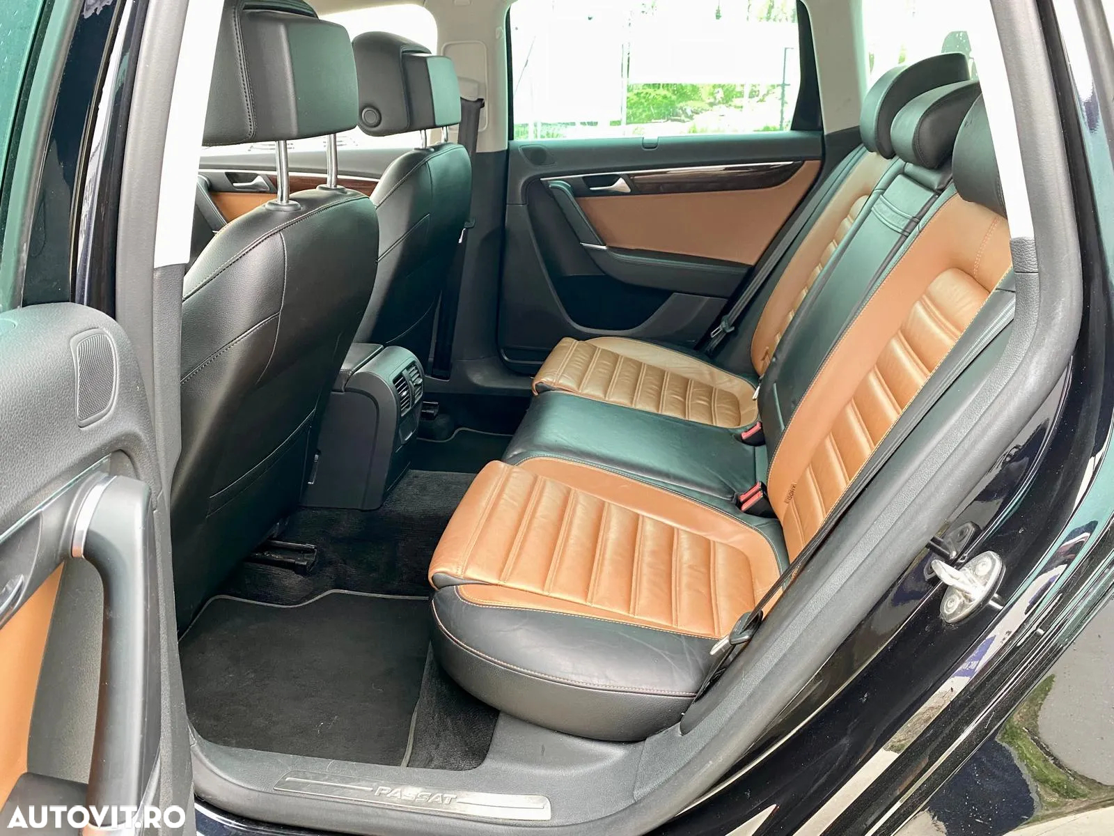 Volkswagen Passat Variant 2.0 TDI DPF DSG R-Line Edition Plus - 13