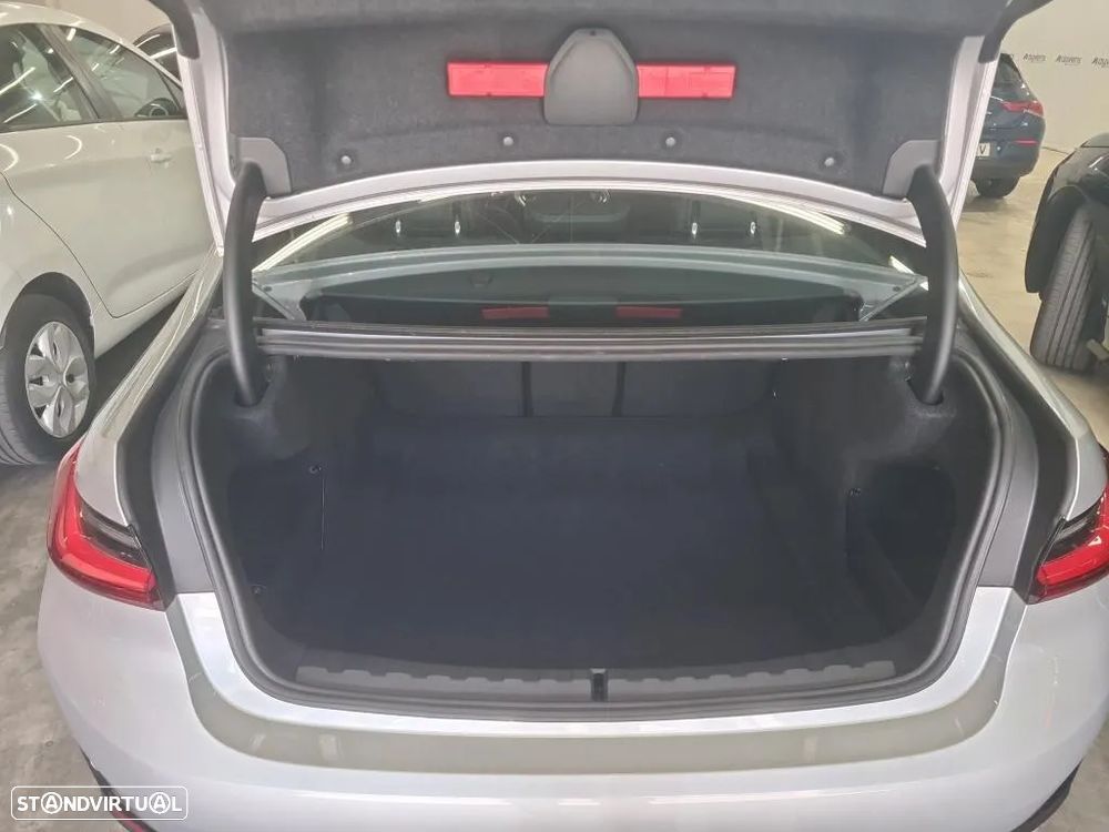 BMW 320 - 10
