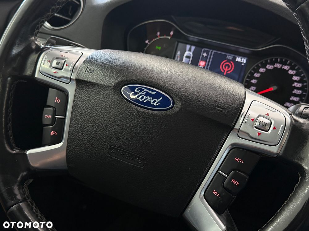 Ford S-Max 2.0 TDCi DPF Titanium X - 25