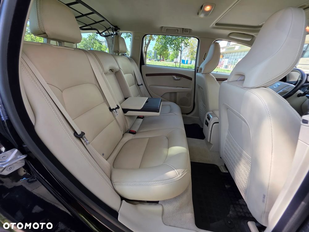 Volvo XC 70 D4 AWD Summum - 33