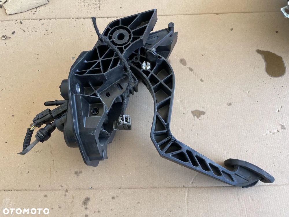 Pedał sprzęgła Ford EcoSport MK2 OE