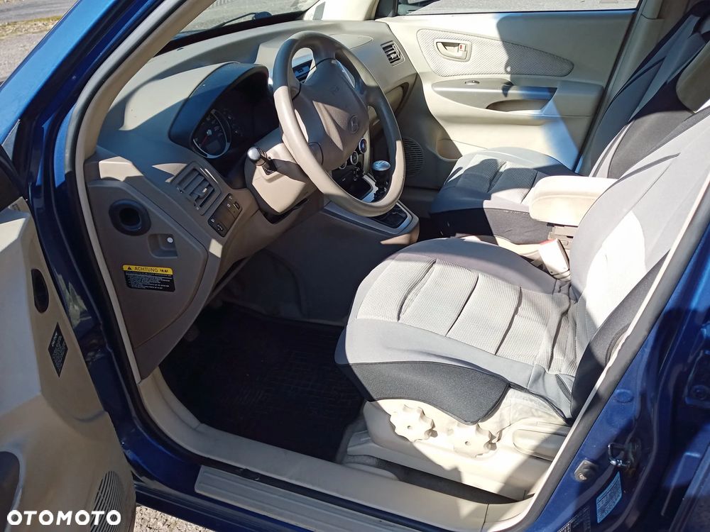 Hyundai Tucson 2.0 CRDi 2WD GLS - 9