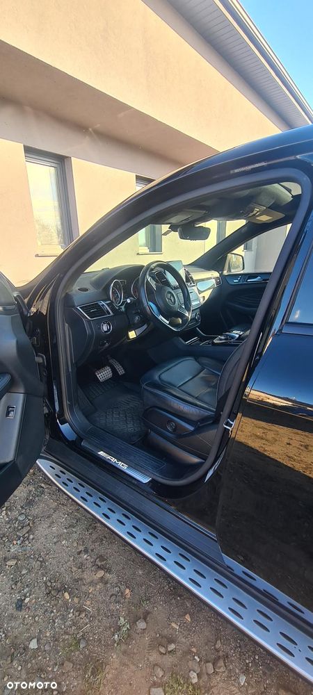 Mercedes-Benz GLE - 12