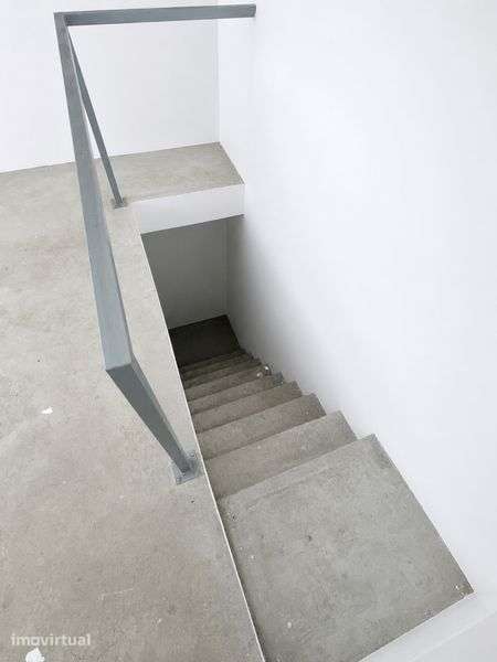 Garagem box com cave centro de Aveiro - Grande imagem: 3/4