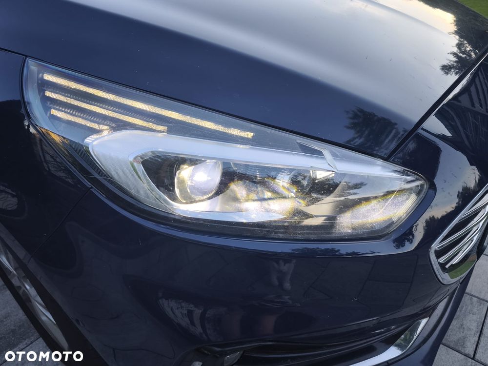 Ford S-Max 2.0 EcoBlue Titanium - 18