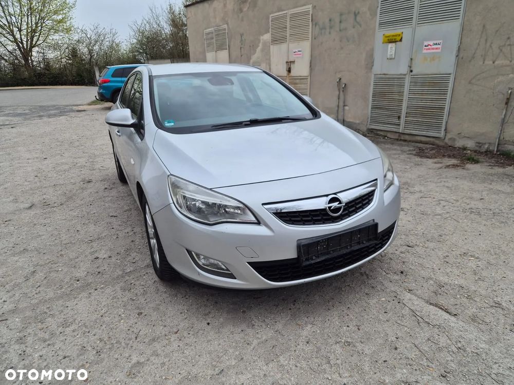 Opel Astra 1.7 CDTI DPF Design Edition - 7