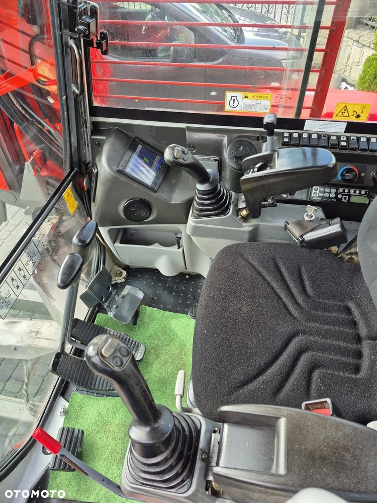 Takeuchi TB280FR - 18