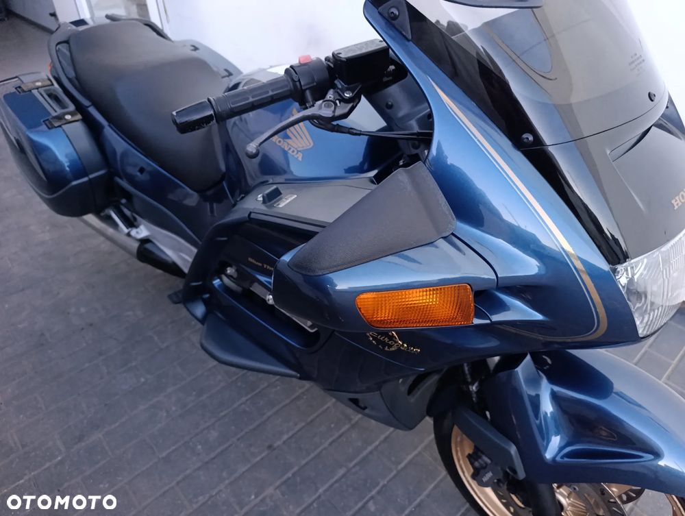 Honda ST - 30