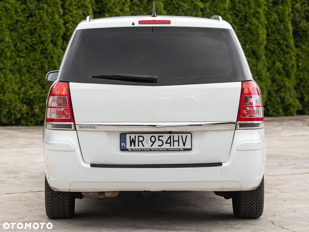 Opel Zafira - 16