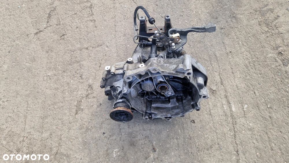 SEAT SKODA VOLKSWAGEN 1.2 SKRZYNIA BIEGÓW GEU - 2