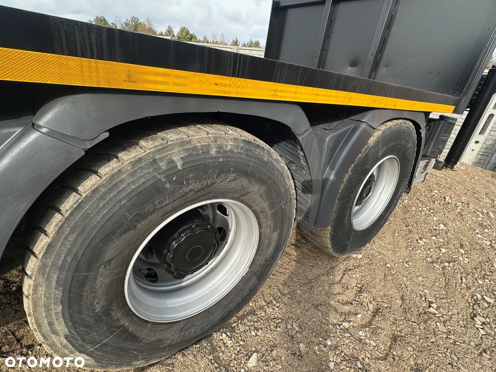 MAN TGA 32.400  8x4 z HDS Palfinger PK29002 + pilot - 14