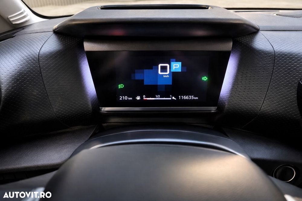 Citroën C4 PureTech 130 Stop&Start EAT8 FEEL PACK - 18