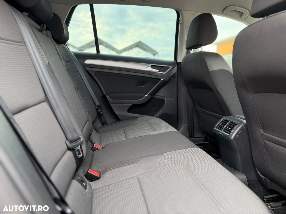 Volkswagen Golf 1.2 TSI Comfortline - 9