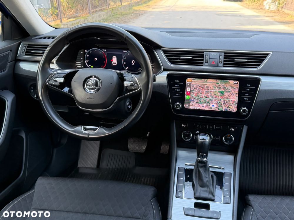 Skoda Superb 2.0 TDI SCR Ambition DSG - 9