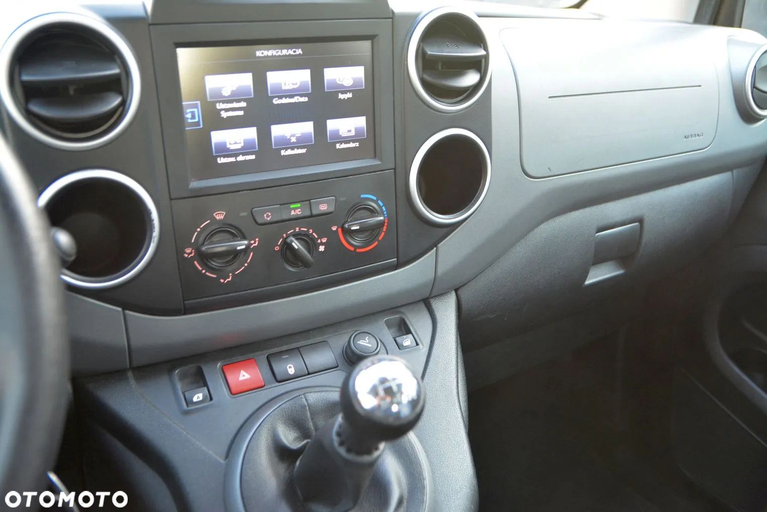 Peugeot Partner - 21