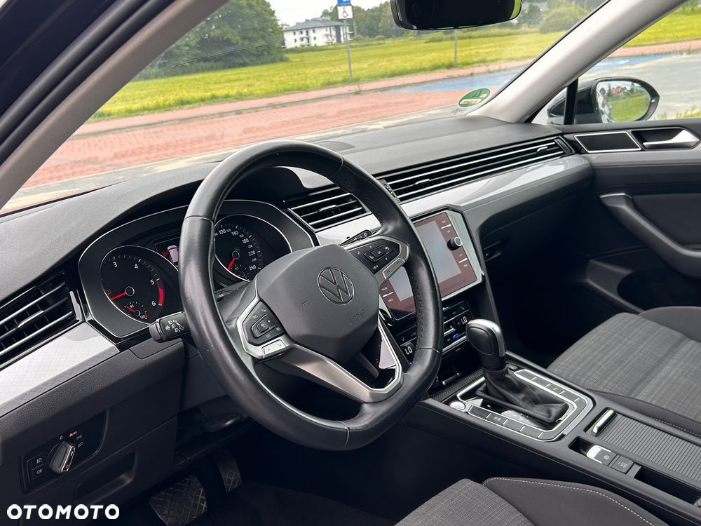 Volkswagen Passat 2.0 TDI SCR Comfortline DSG - 22