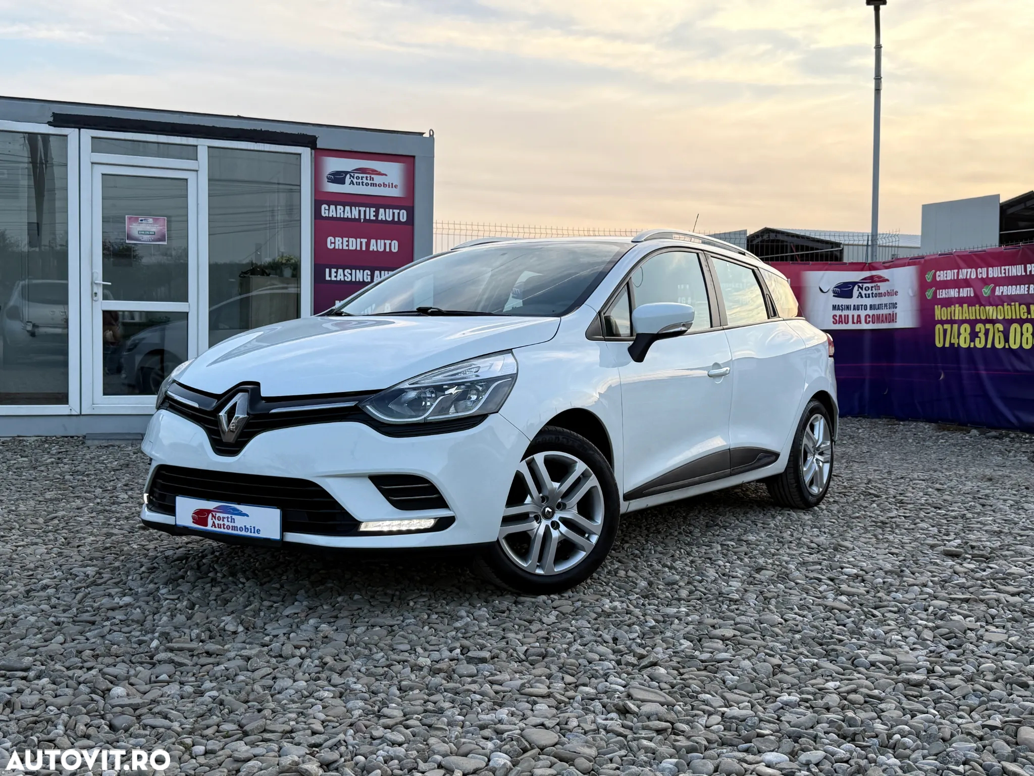 Renault Clio Grandtour Energy TCe 90 Business - 34