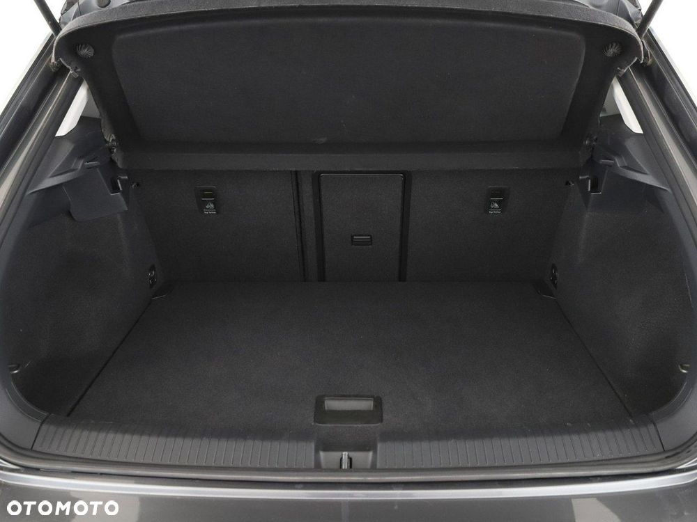 Volkswagen T-Roc 1.0 TSI Style - 21