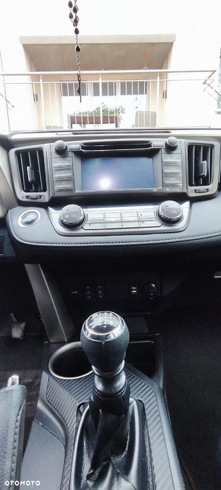 Toyota RAV4 2.0 D-4D Prestige - 11