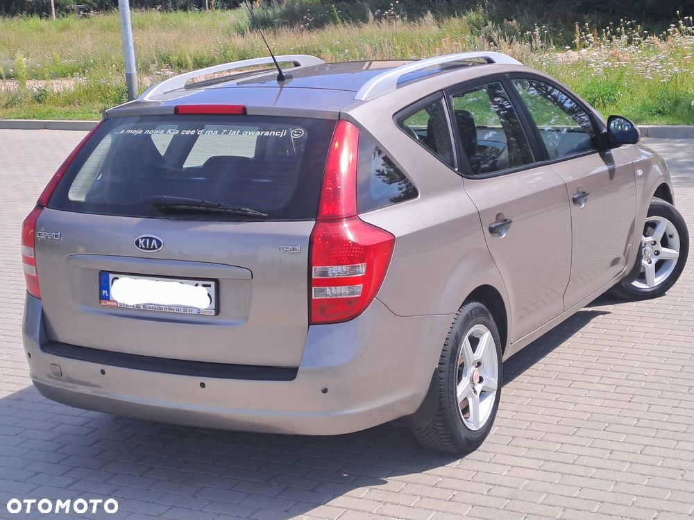 Kia Ceed - 3