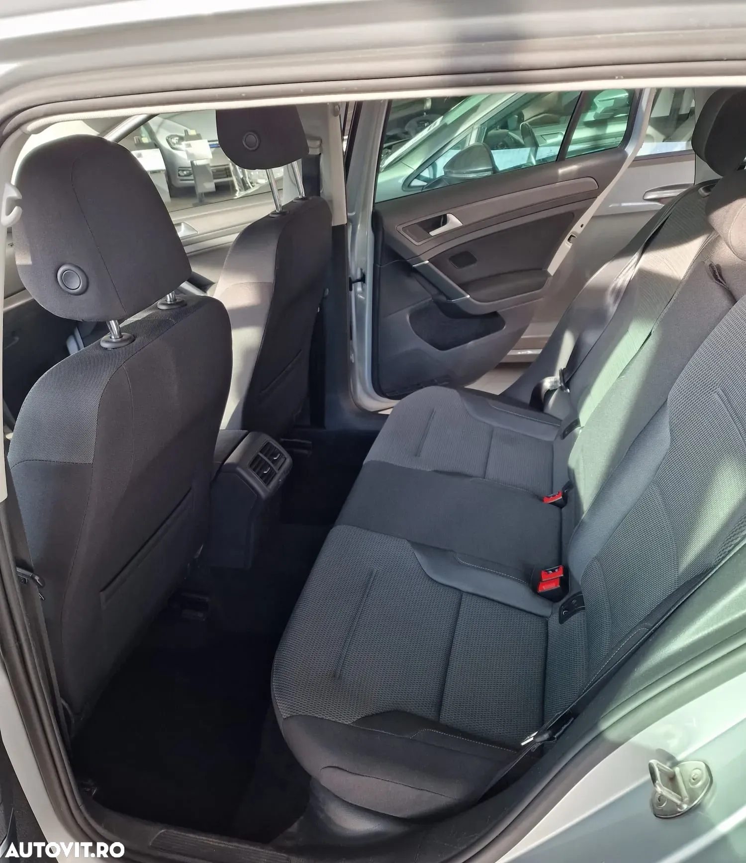 Volkswagen Golf 1.4 TSI (BlueMotion Technology) DSG Comfortline - 13