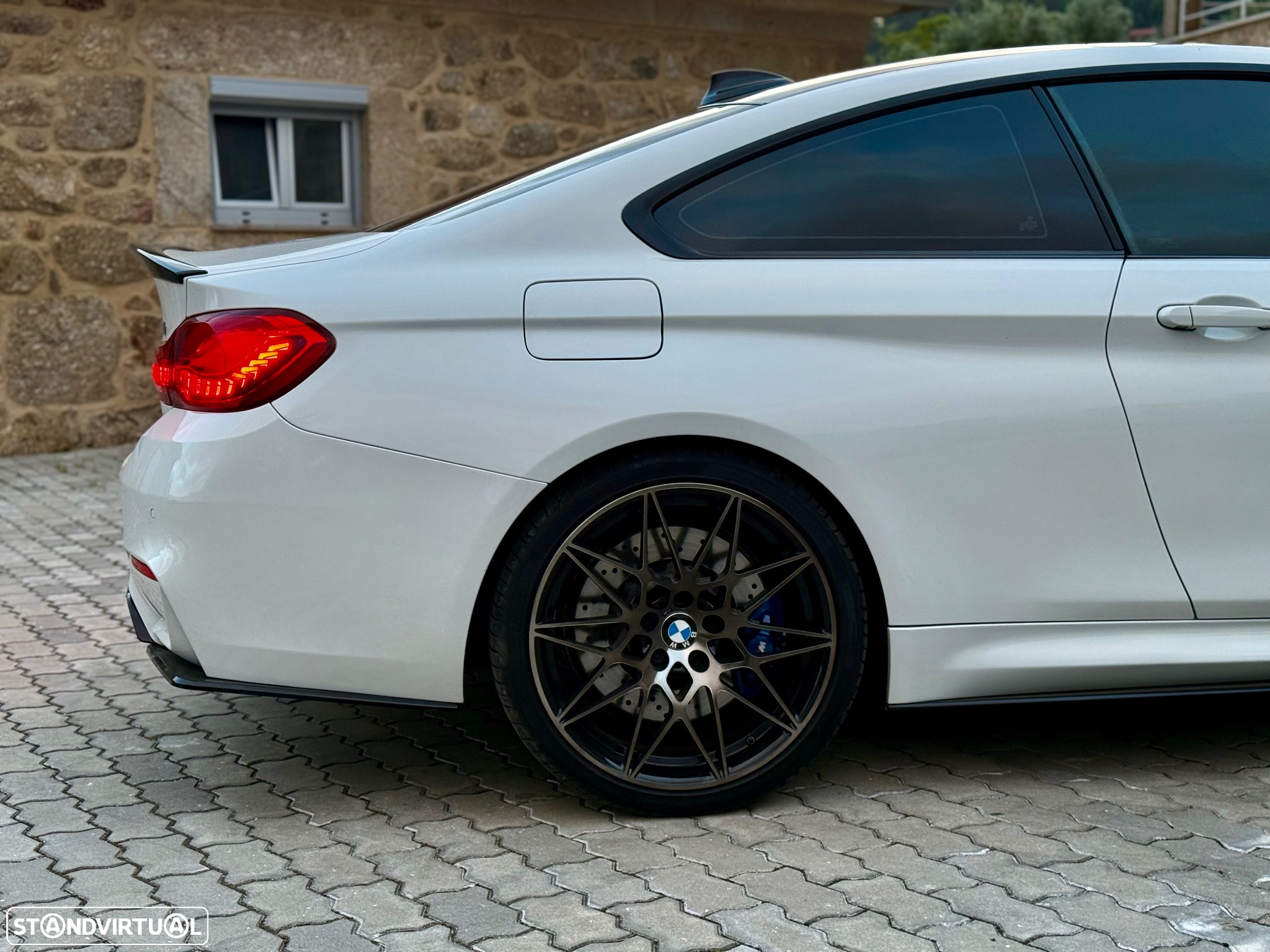 BMW M4 Coupe DKG - 15