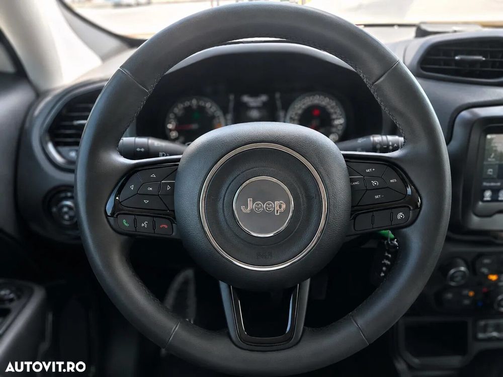 Jeep Renegade - 4