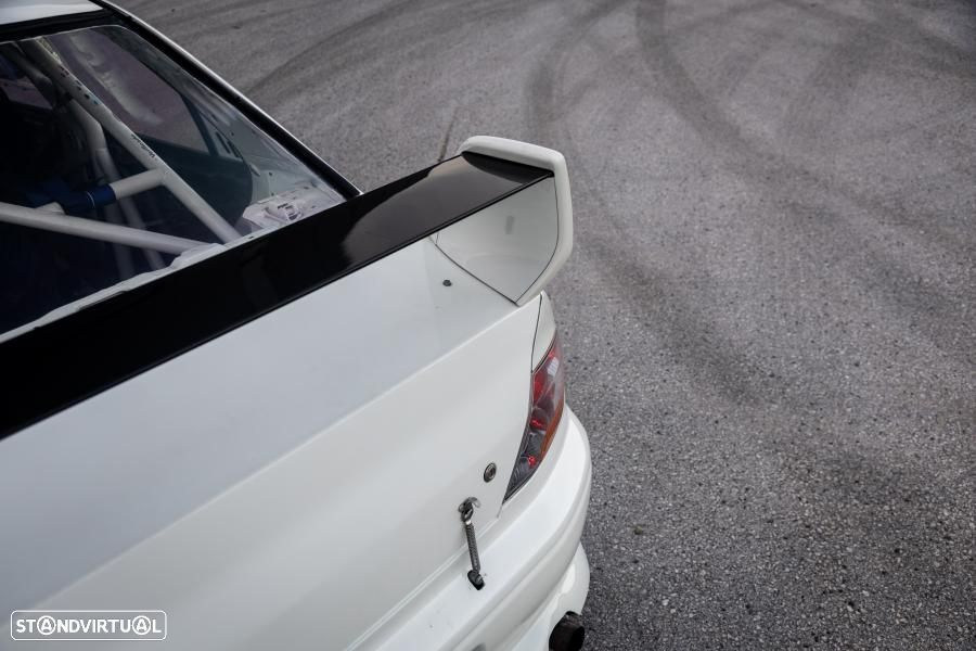 Mitsubishi Lancer Evolution VII RS - 11