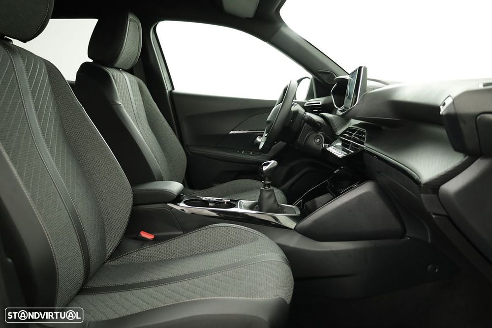 Peugeot 2008 1.2 PureTech Allure - 21